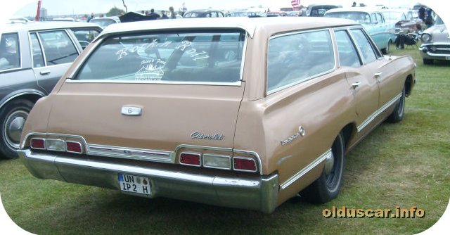 1967 Chevrolet Impala 4d 2s Wagon back